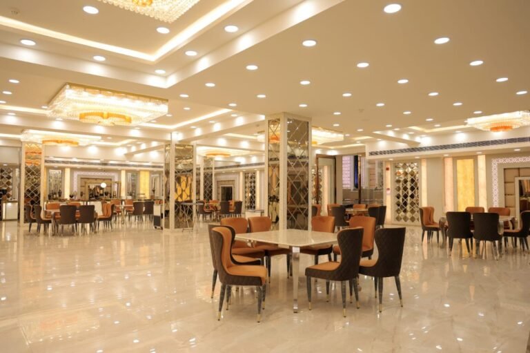 best banquet hall in Pandav Nagar